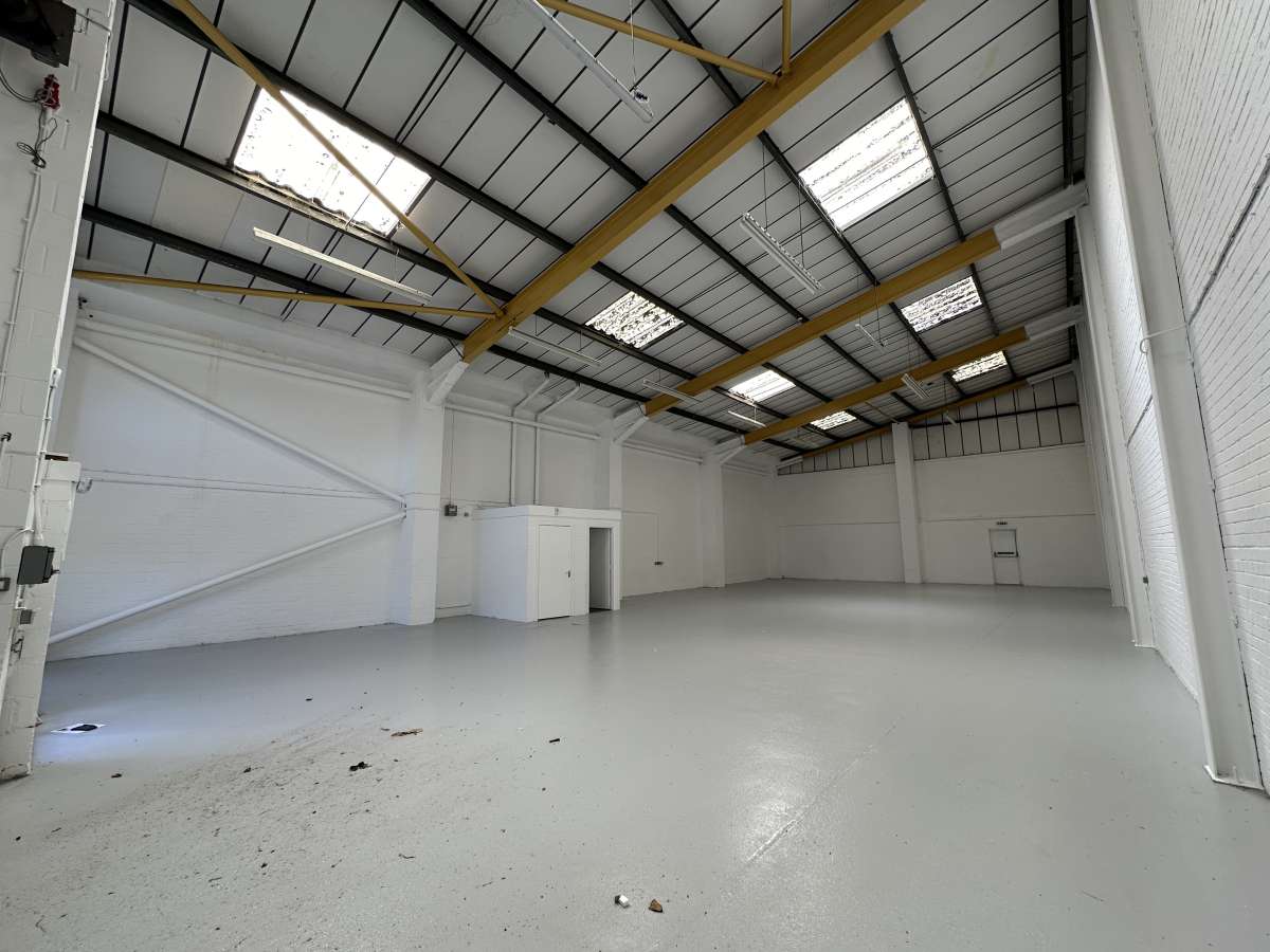 Industrial Unit in Eastbourne - photo 2