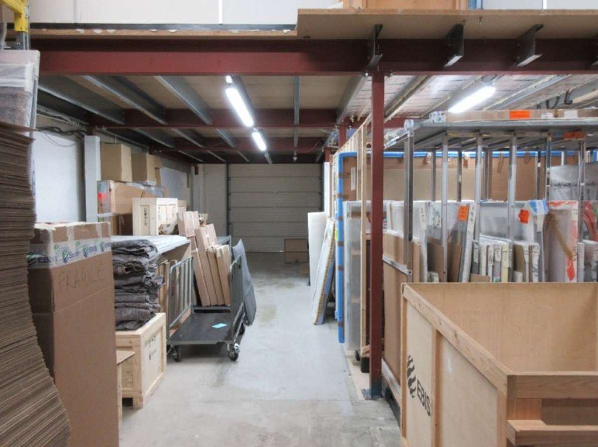 Industrial Unit in Haywards Heath - photo 3