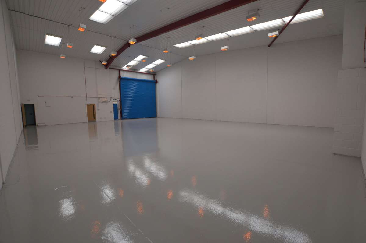 Industrial Unit in Croydon - photo 3