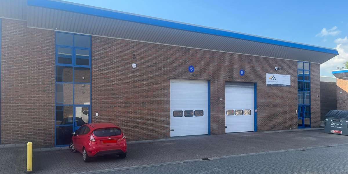 Industrial in Chandlers Ford