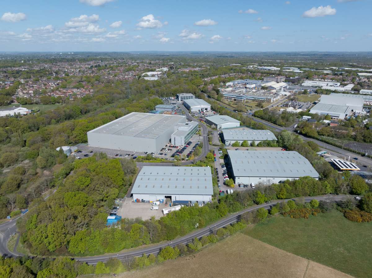Industrial Unit in Fareham - photo 3