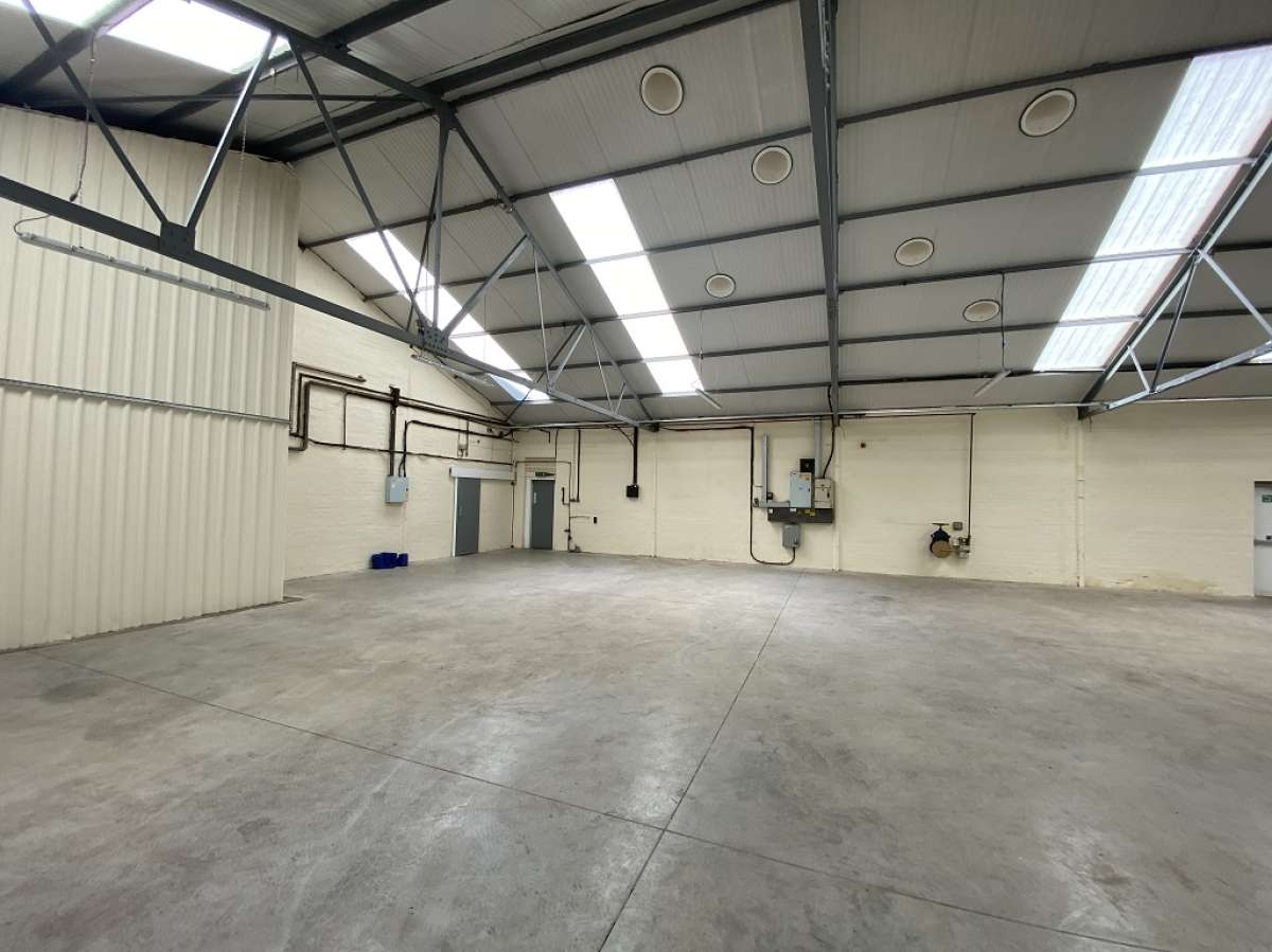 Industrial Unit in Tipton - photo 3