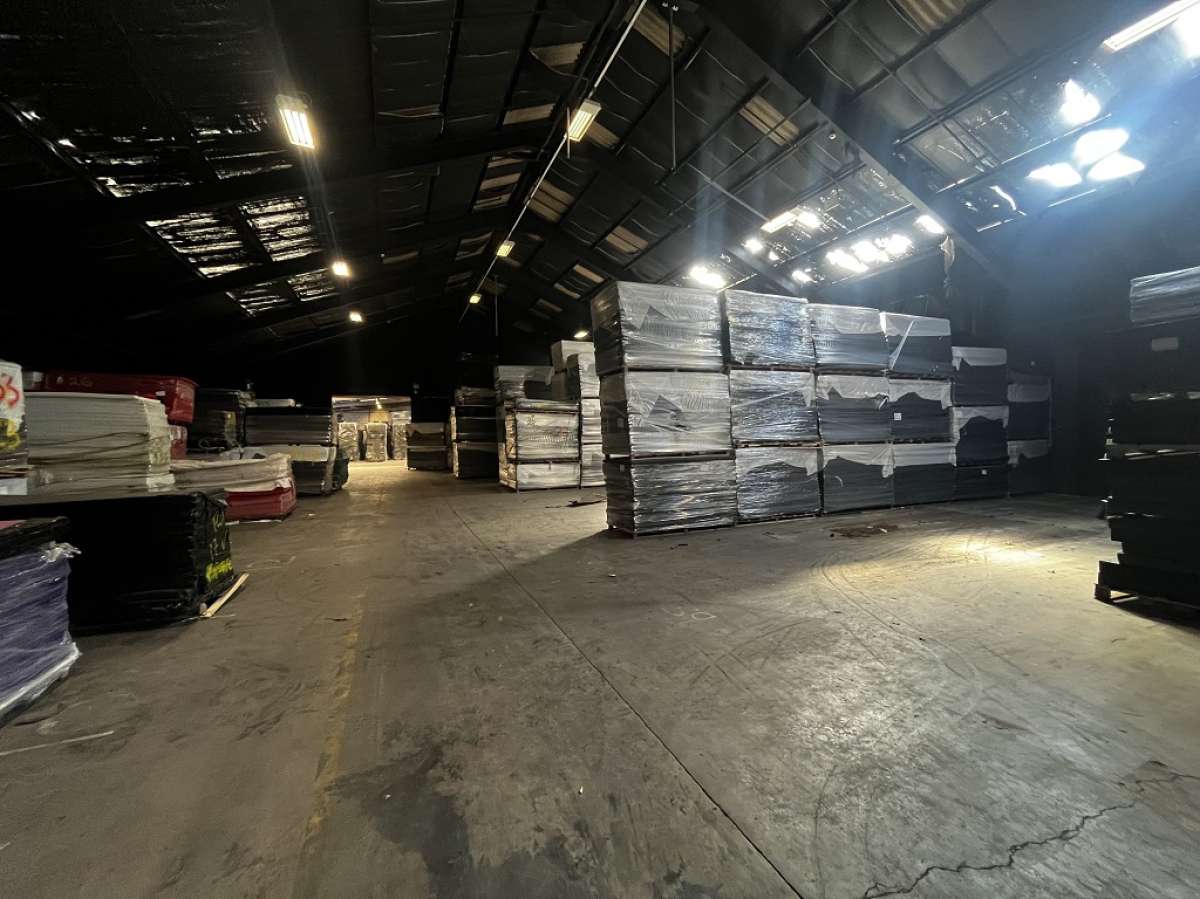 Industrial Unit in Dudley - photo 3