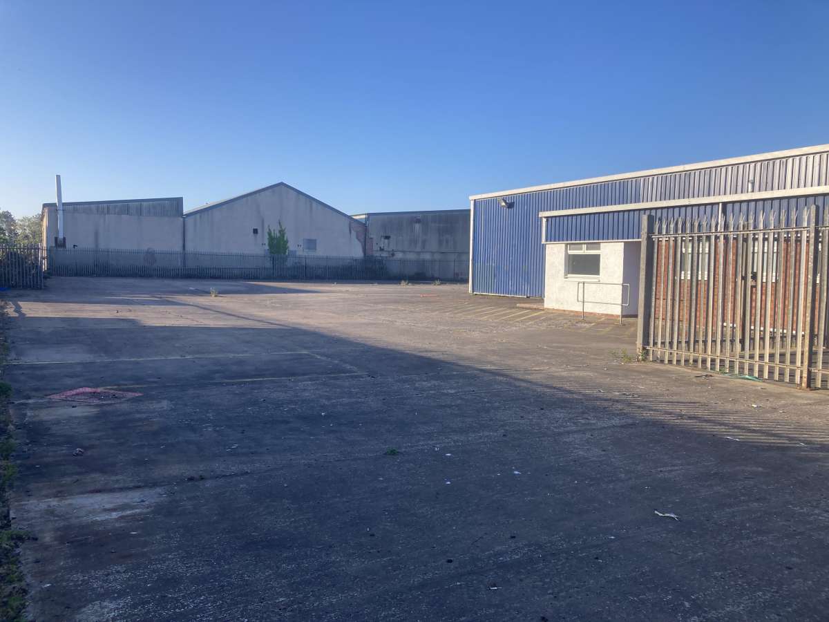 Industrial Unit in Irvine - photo 4