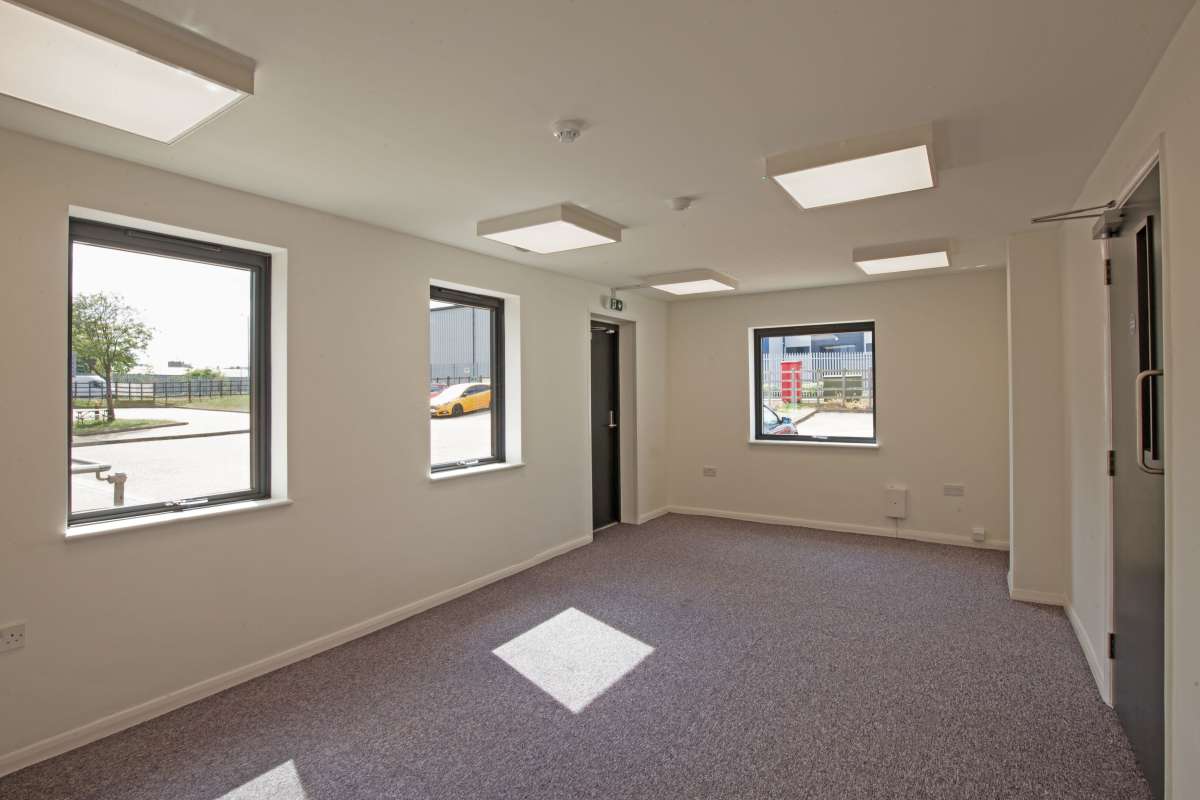 Industrial Unit in Witham - photo 4