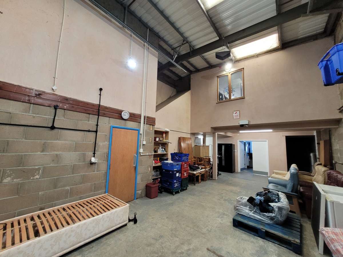 Industrial Unit in St Ives (Cambs) - photo 3