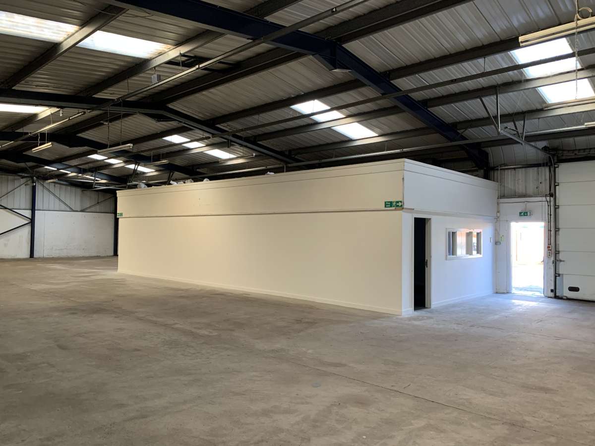 Industrial Unit in Kilmarnock - photo 4