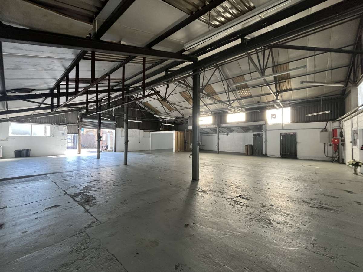 Industrial Unit in Neath - photo 2