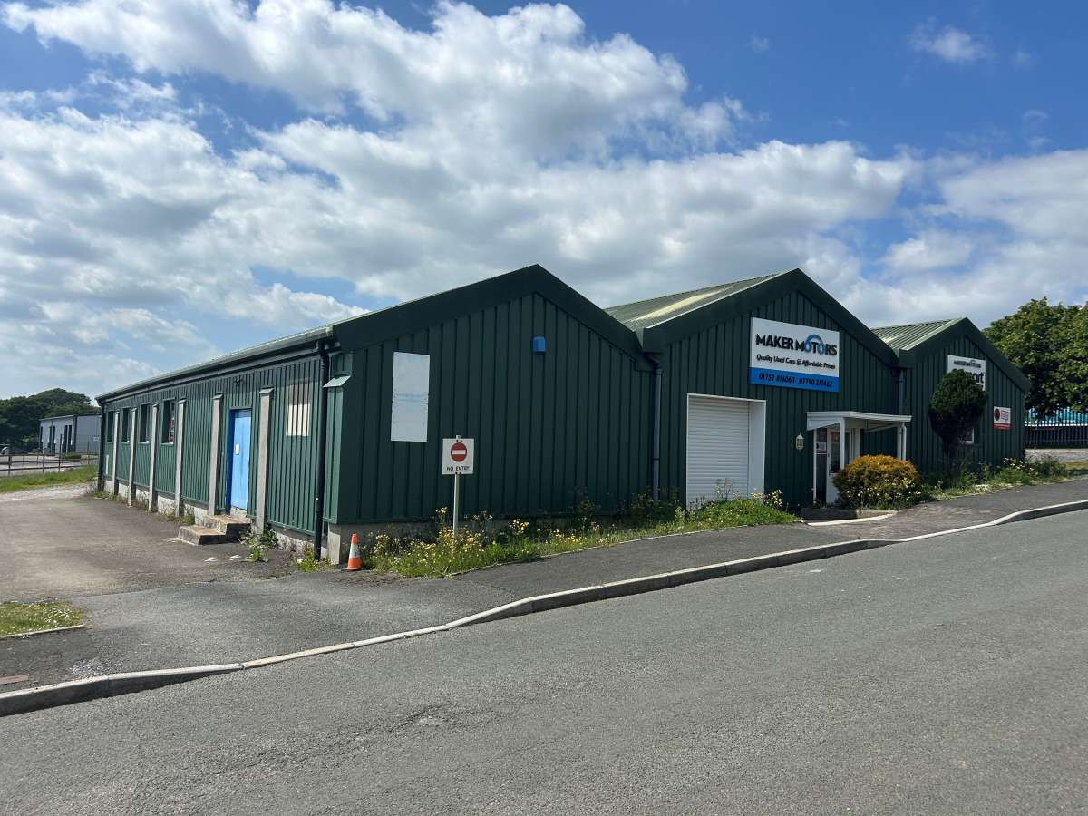 Industrial Unit in Torpoint - photo 4