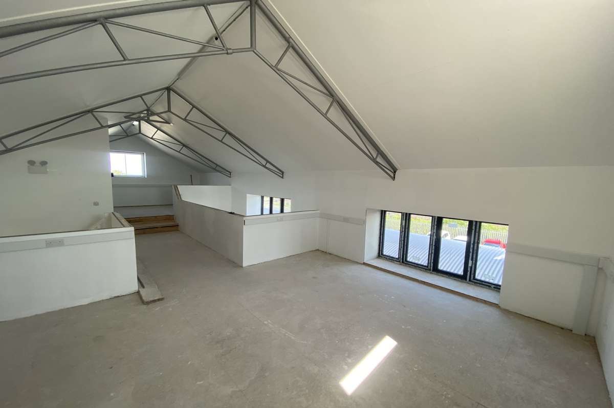 Industrial Unit in Newtownabbey - photo 2