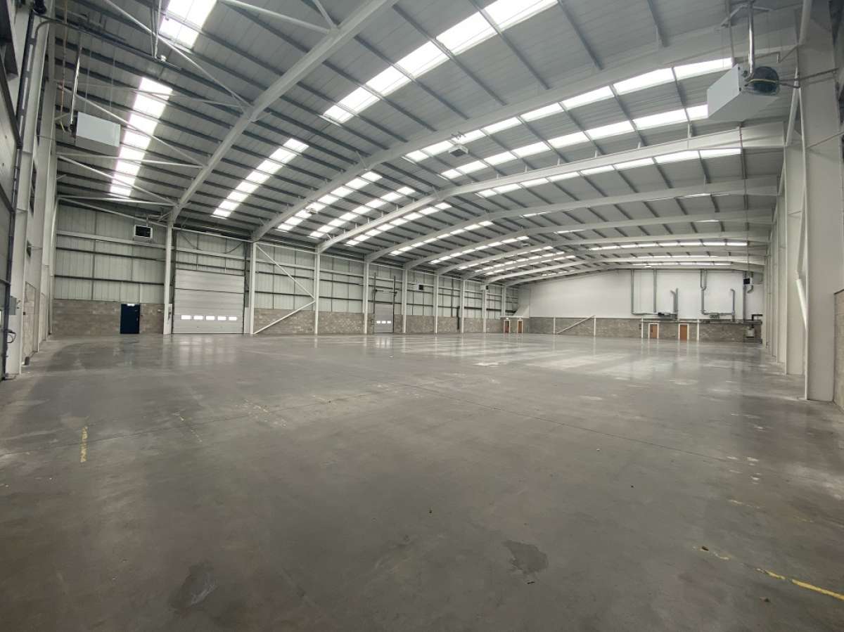 Industrial Unit in Tipton - photo 4
