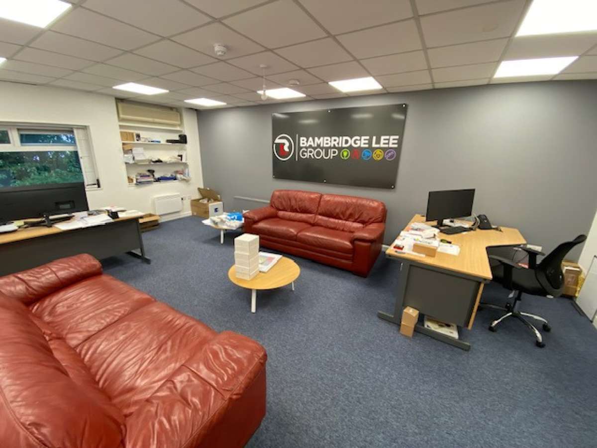 Industrial Unit in St Ives (Cambs) - photo 3