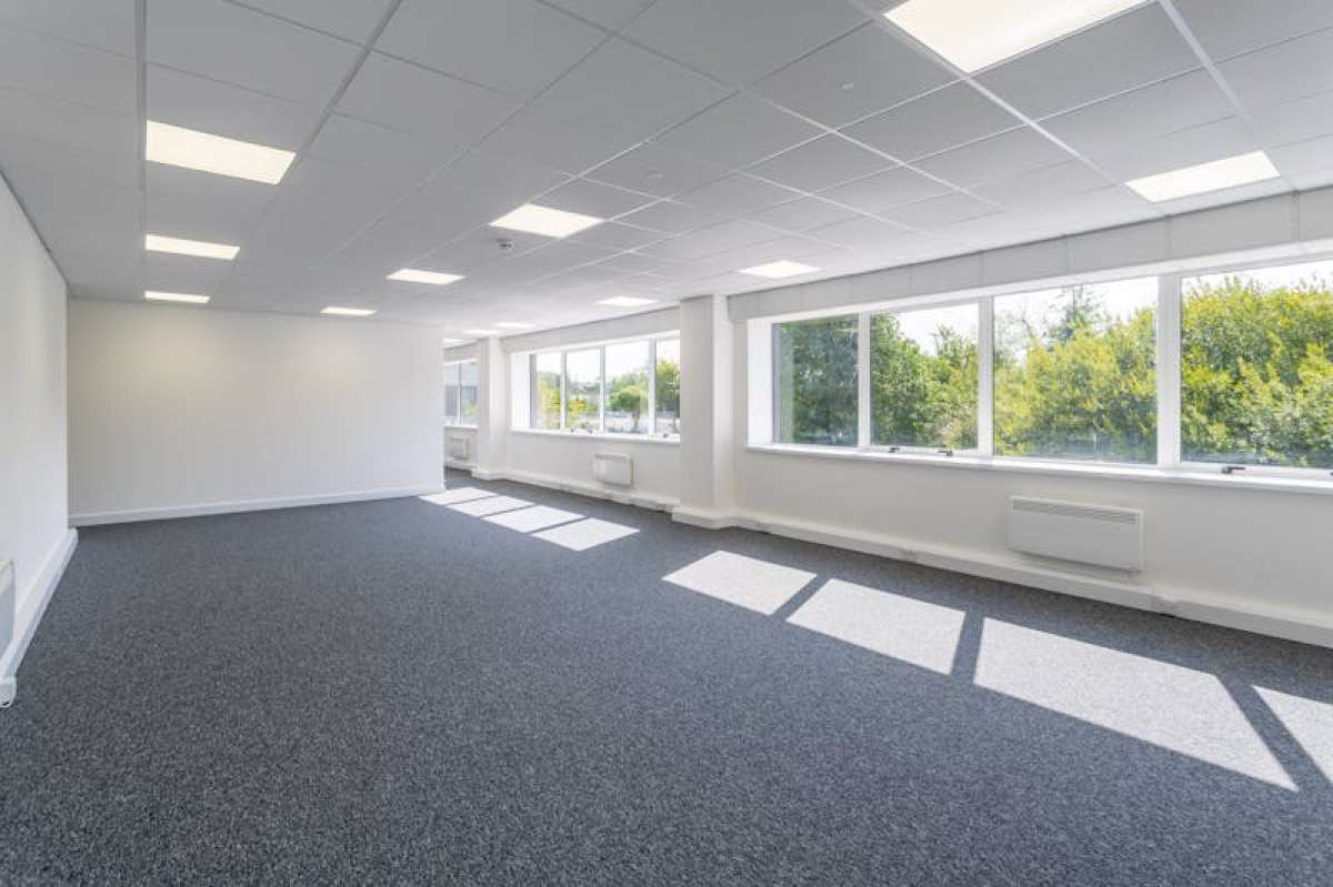 Industrial Unit in Alton - photo 4