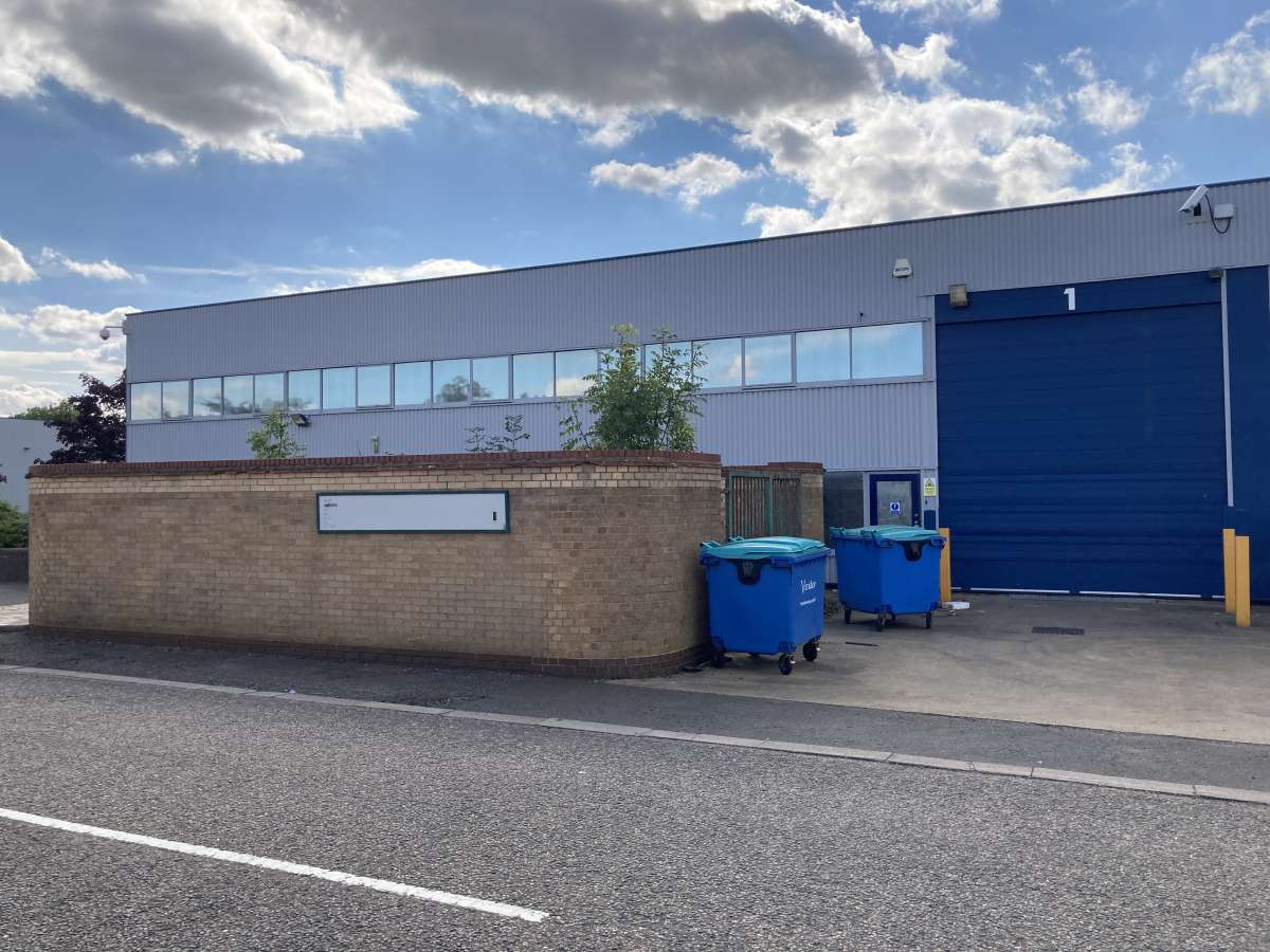 Industrial Unit in Peterborough - photo 2
