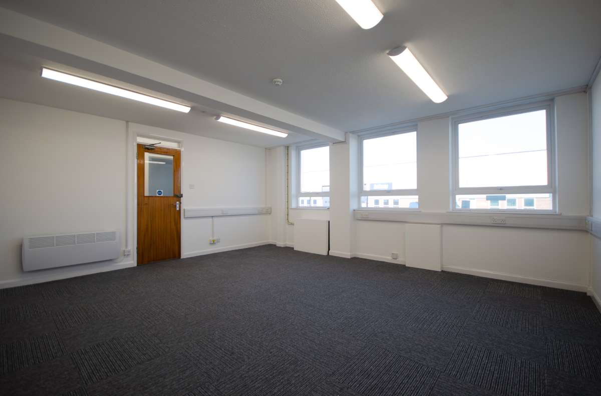 Industrial Unit in Andover - photo 4
