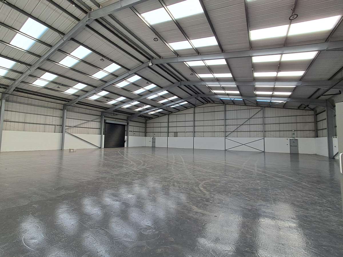 Industrial Unit in Epsom - photo 2
