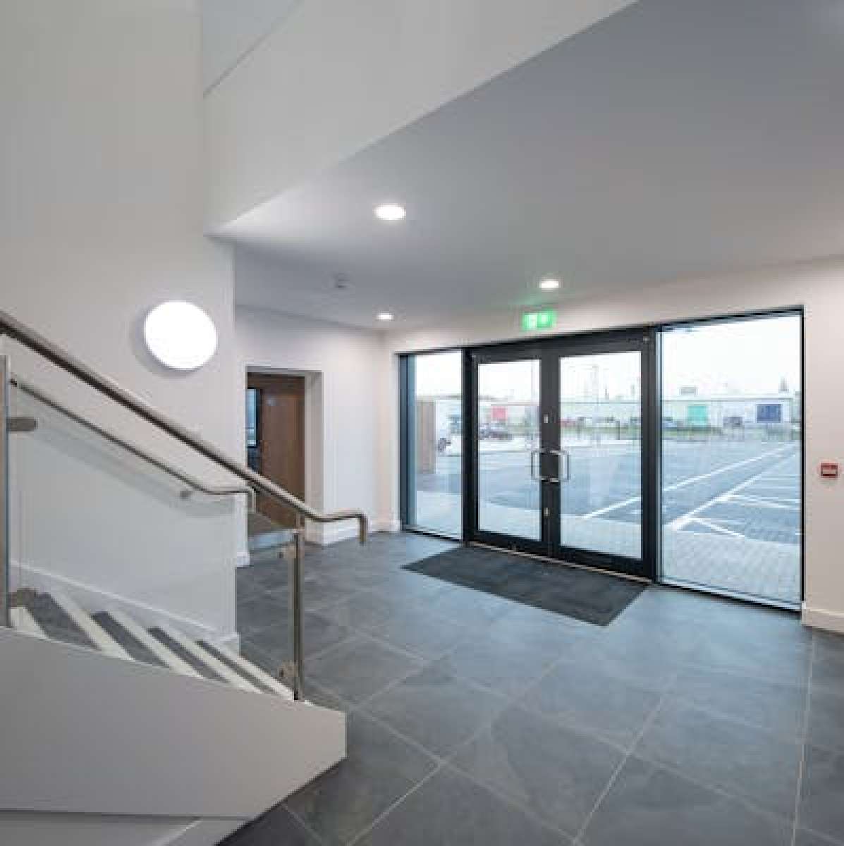 Industrial Unit in Corby - photo 2