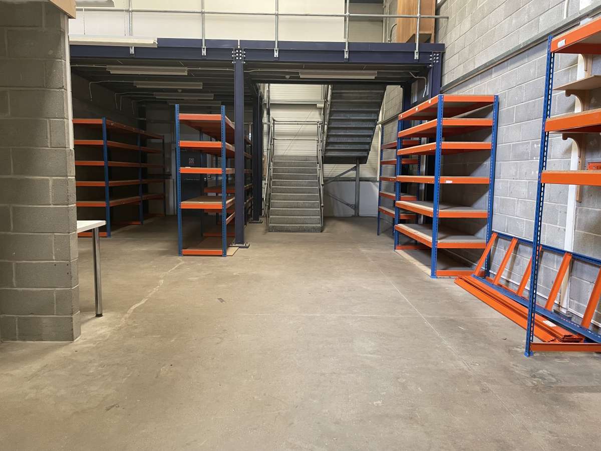 Industrial Unit in Bath - photo 2