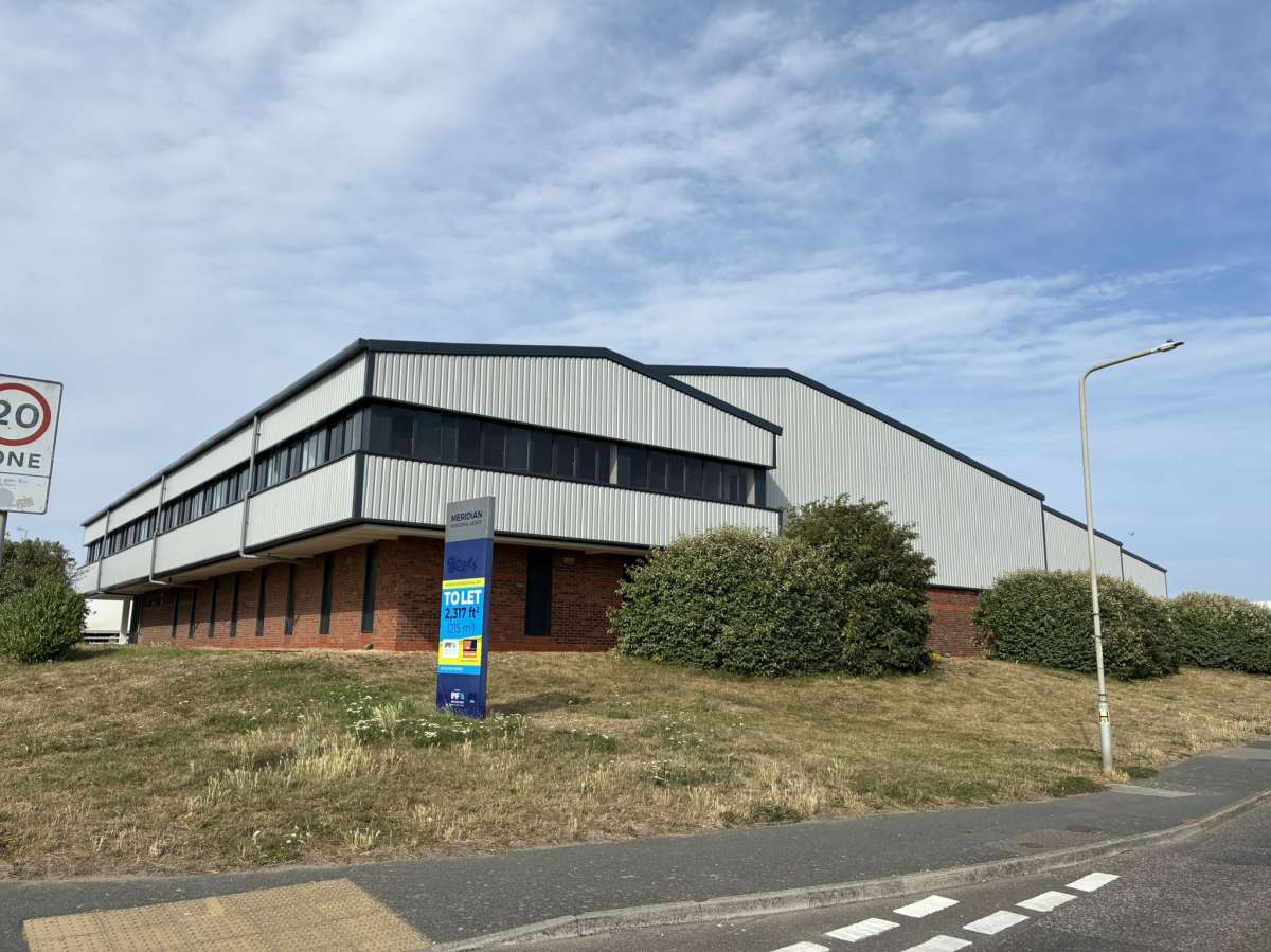 Industrial Unit in Peacehaven - photo 3