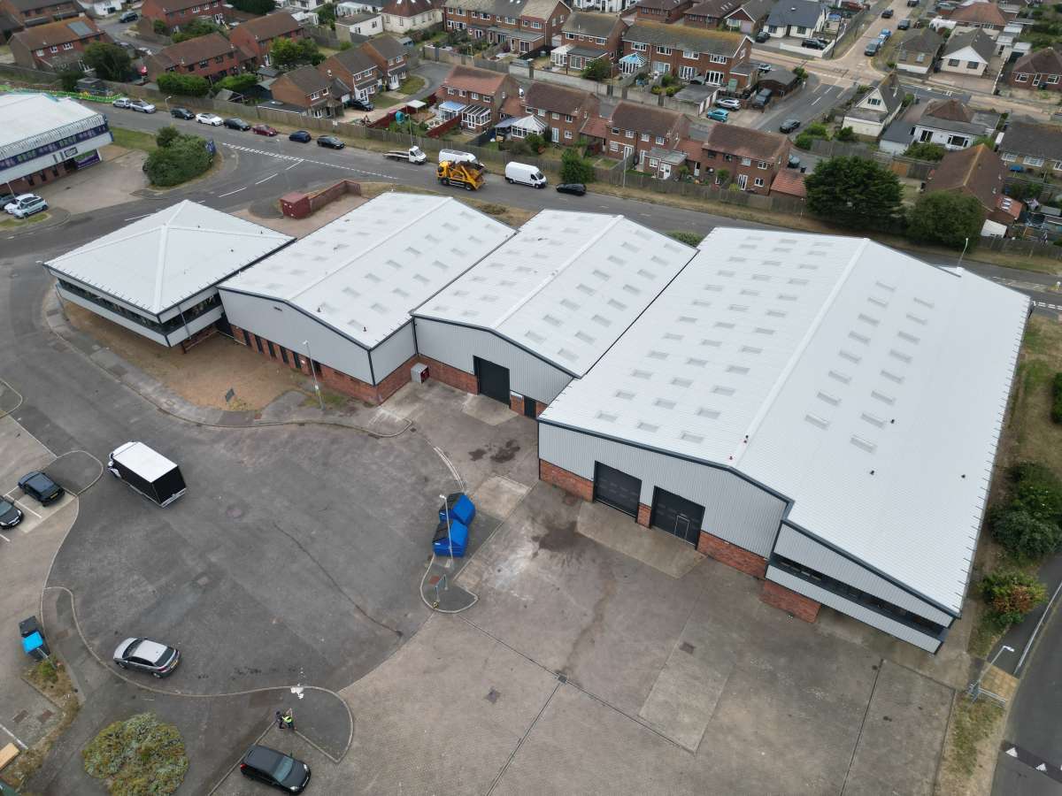 Industrial Unit in Peacehaven - photo 4