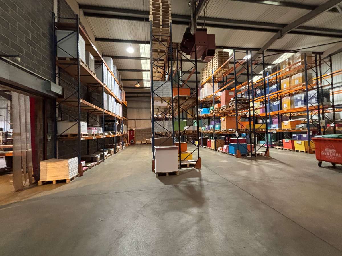 Industrial Unit in Market Harborough - photo 4