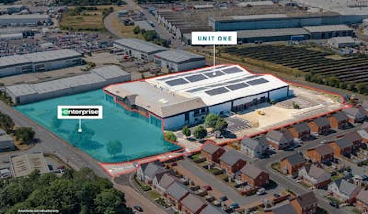 Industrial Unit in Peterborough - photo 2