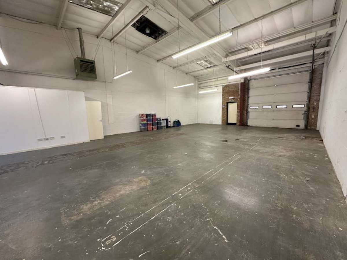 Industrial Unit in Bordon - photo 2
