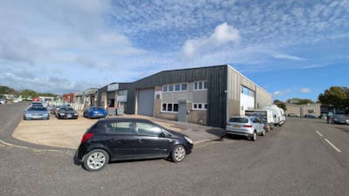 Industrial Unit in Southampton - photo 2