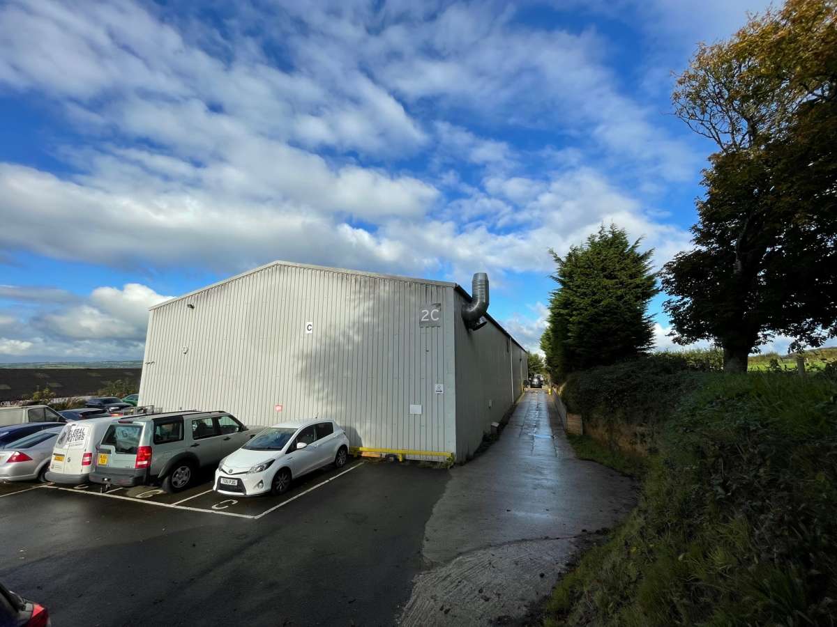 Industrial Unit in Callington - photo 4