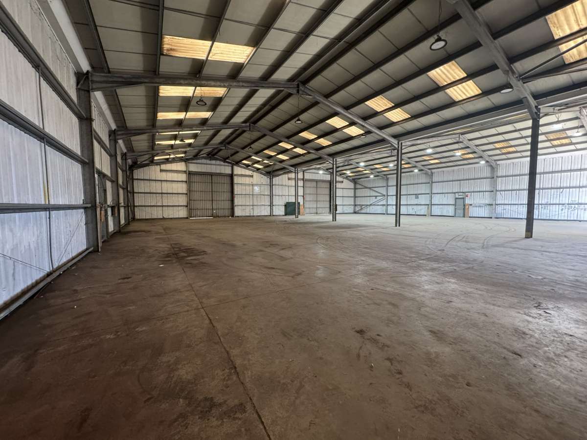 Industrial Unit in Peterborough - photo 4