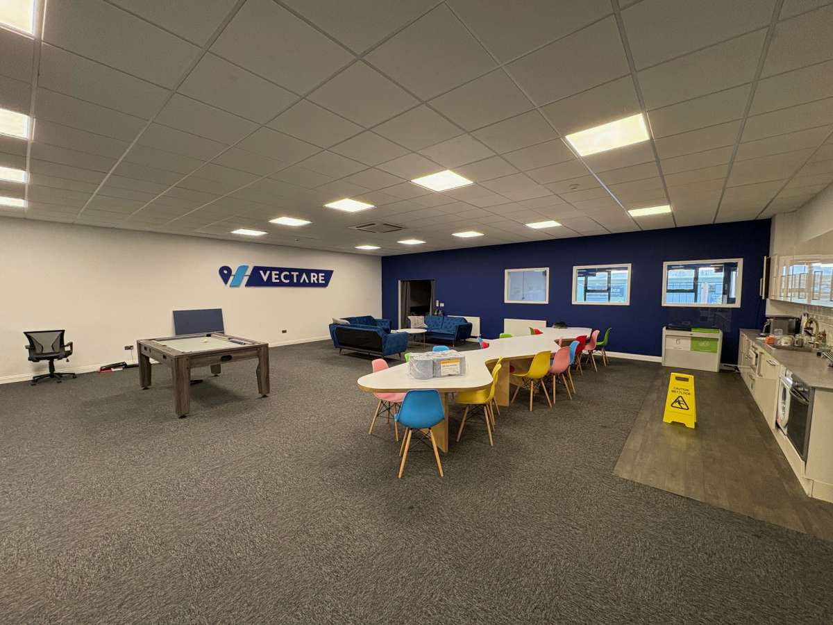 Industrial Unit in Loughborough - photo 3