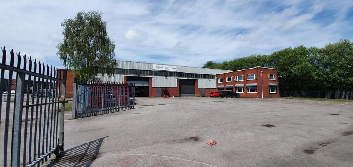 Industrial Unit in Willenhall - photo 2