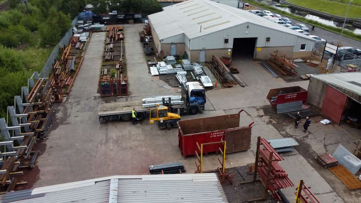 Industrial Unit in Redding - photo 2