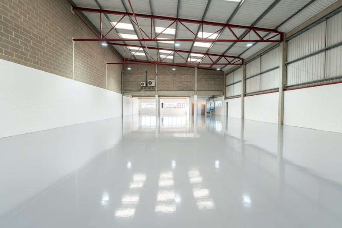 Industrial Unit in Shoreham-By-Sea - photo 4
