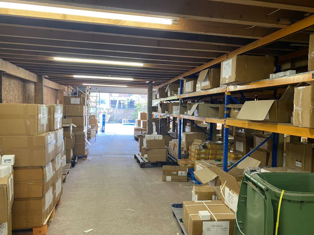 Industrial Unit in Wolverhampton - photo 4
