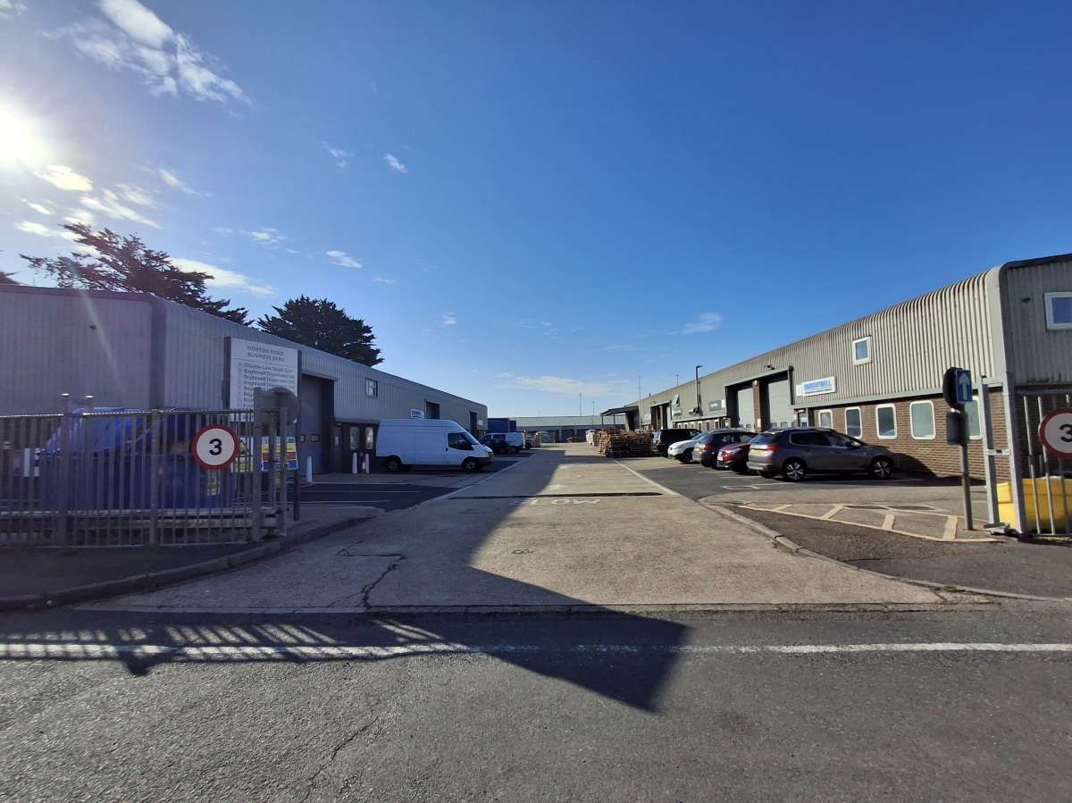 Industrial Unit in Newhaven - photo 3