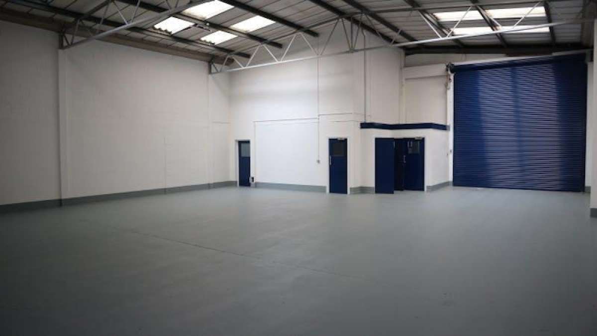 Industrial Unit in Reading - photo 2
