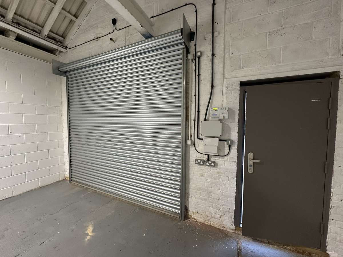 Industrial Unit in Eastbourne - photo 3