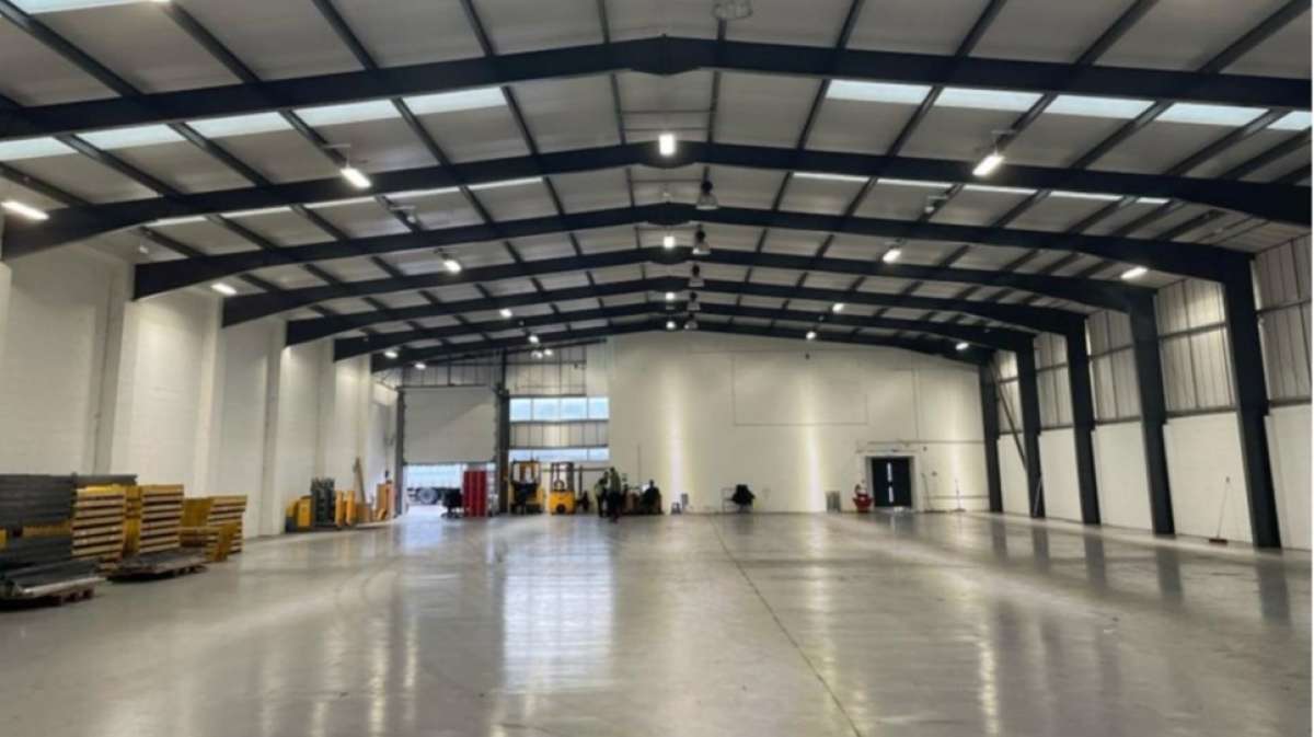 Industrial Unit in Southampton - photo 3