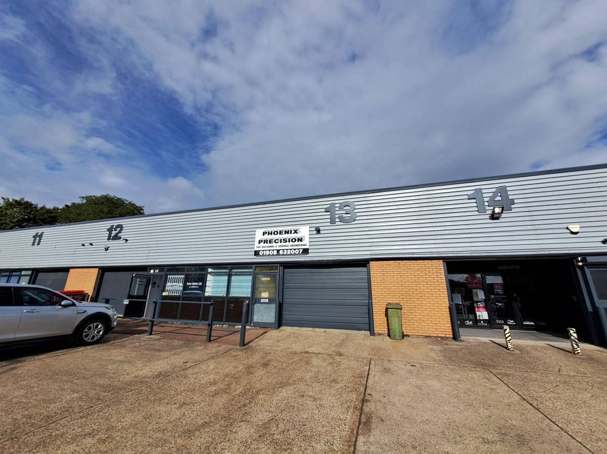 Industrial Unit in Granby Trade Park - photo 2