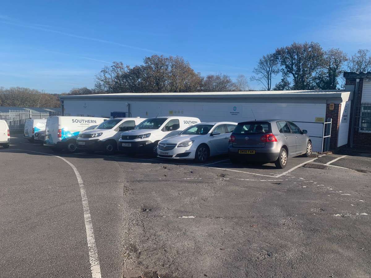 Industrial Unit in Hastings - photo 2