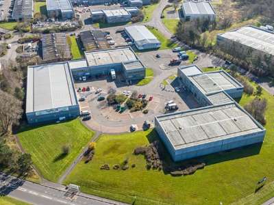 Industrial Unit in Cumbernauld - photo 2