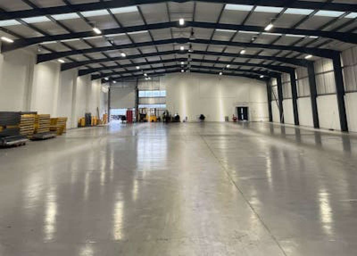 Industrial Unit in Southampton - photo 3