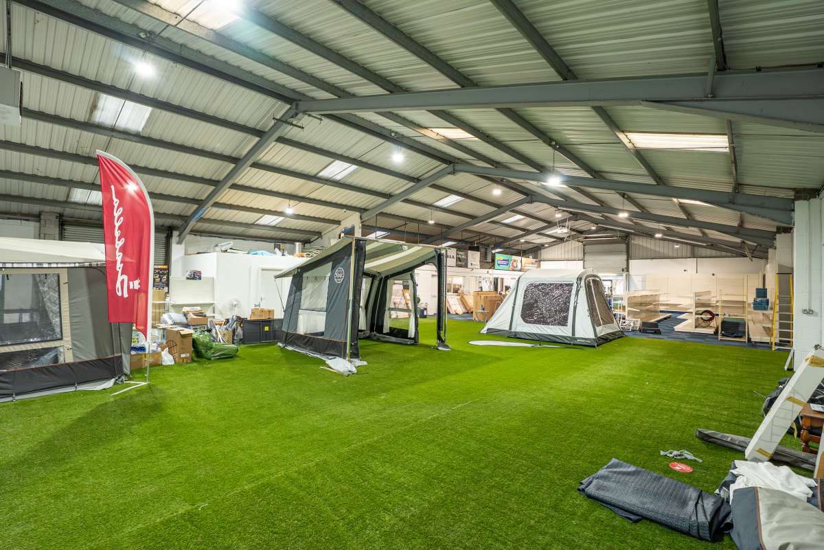 Industrial Unit in Thorpe-On-The-Hill - photo 2