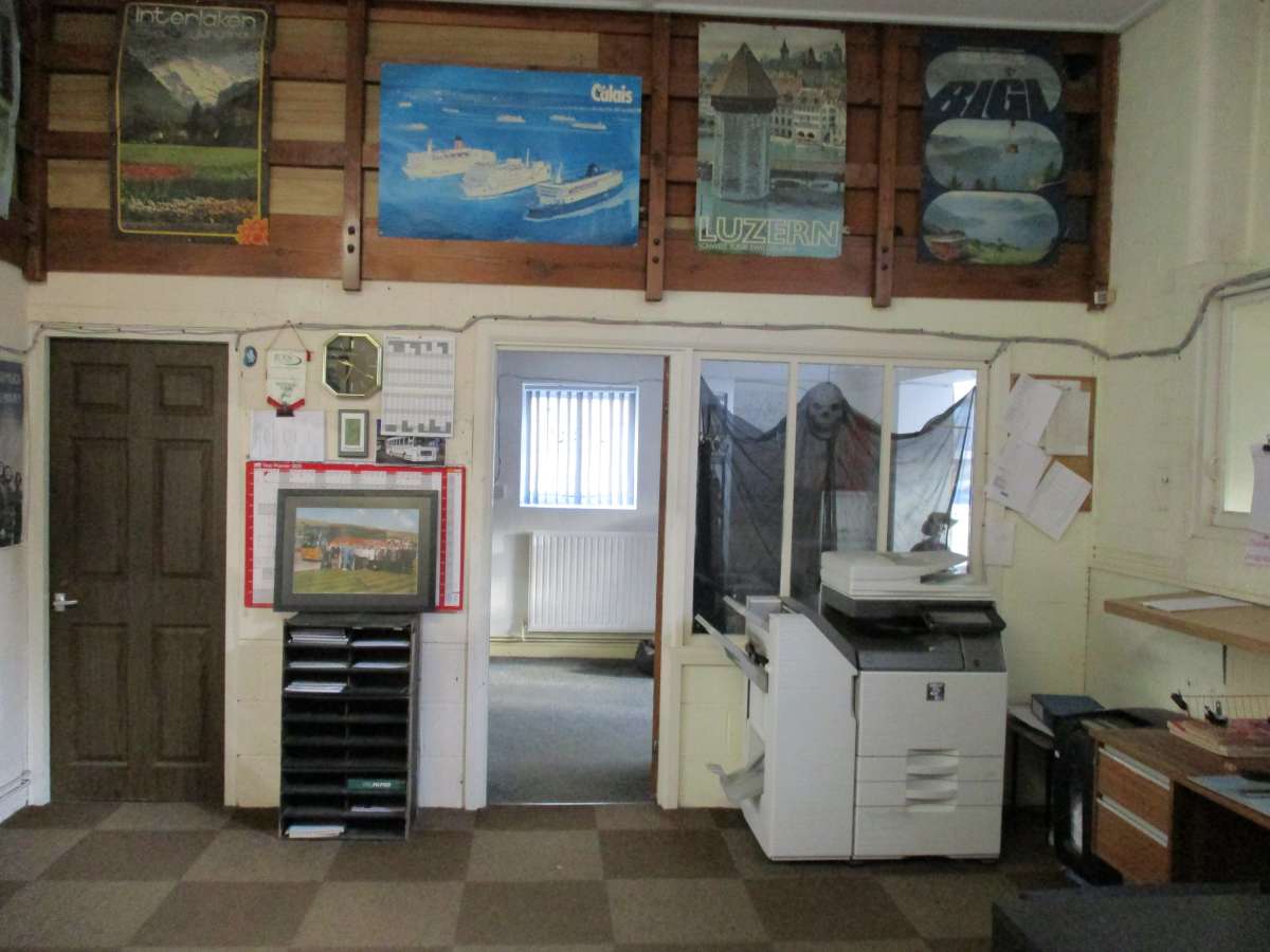 Industrial Unit in Retford - photo 2