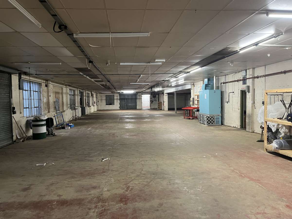 Industrial Unit in Leicester - photo 3