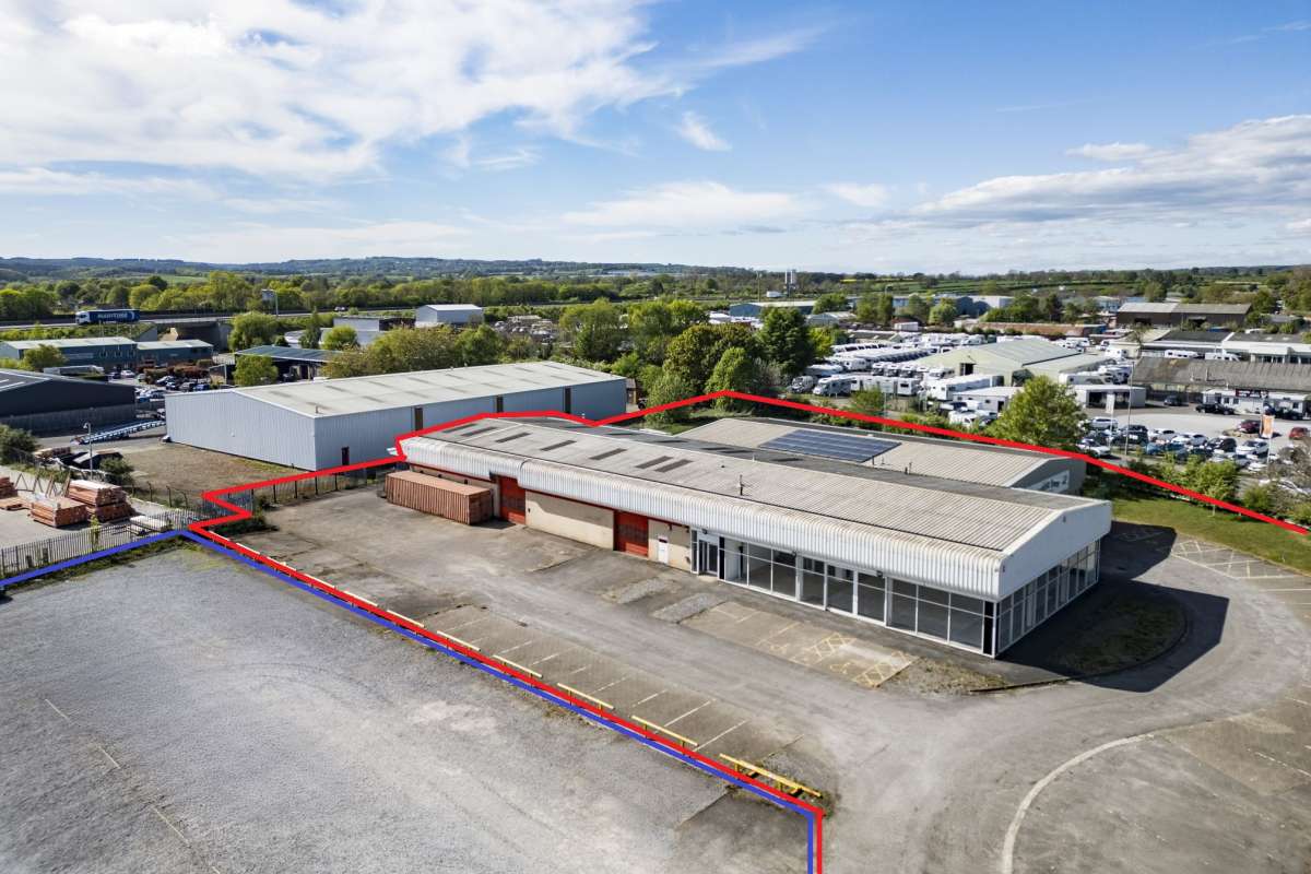 Industrial Unit in Richmond - photo 3