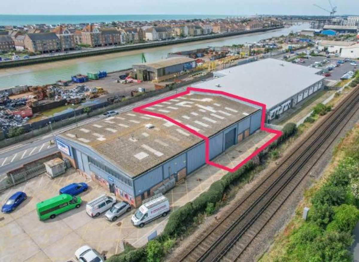 Industrial Unit in Shoreham - photo 2
