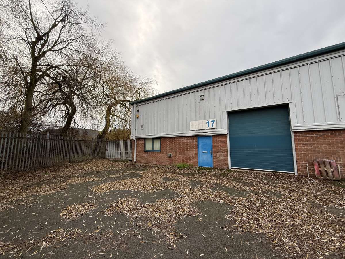 Industrial in Hinckley