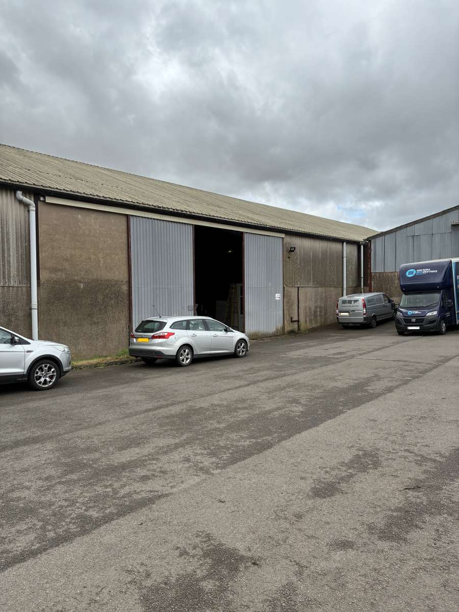 Industrial Unit in Leamington Spa - photo 2